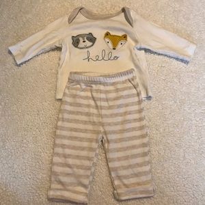 0-3M Matching pant and shirt outfit